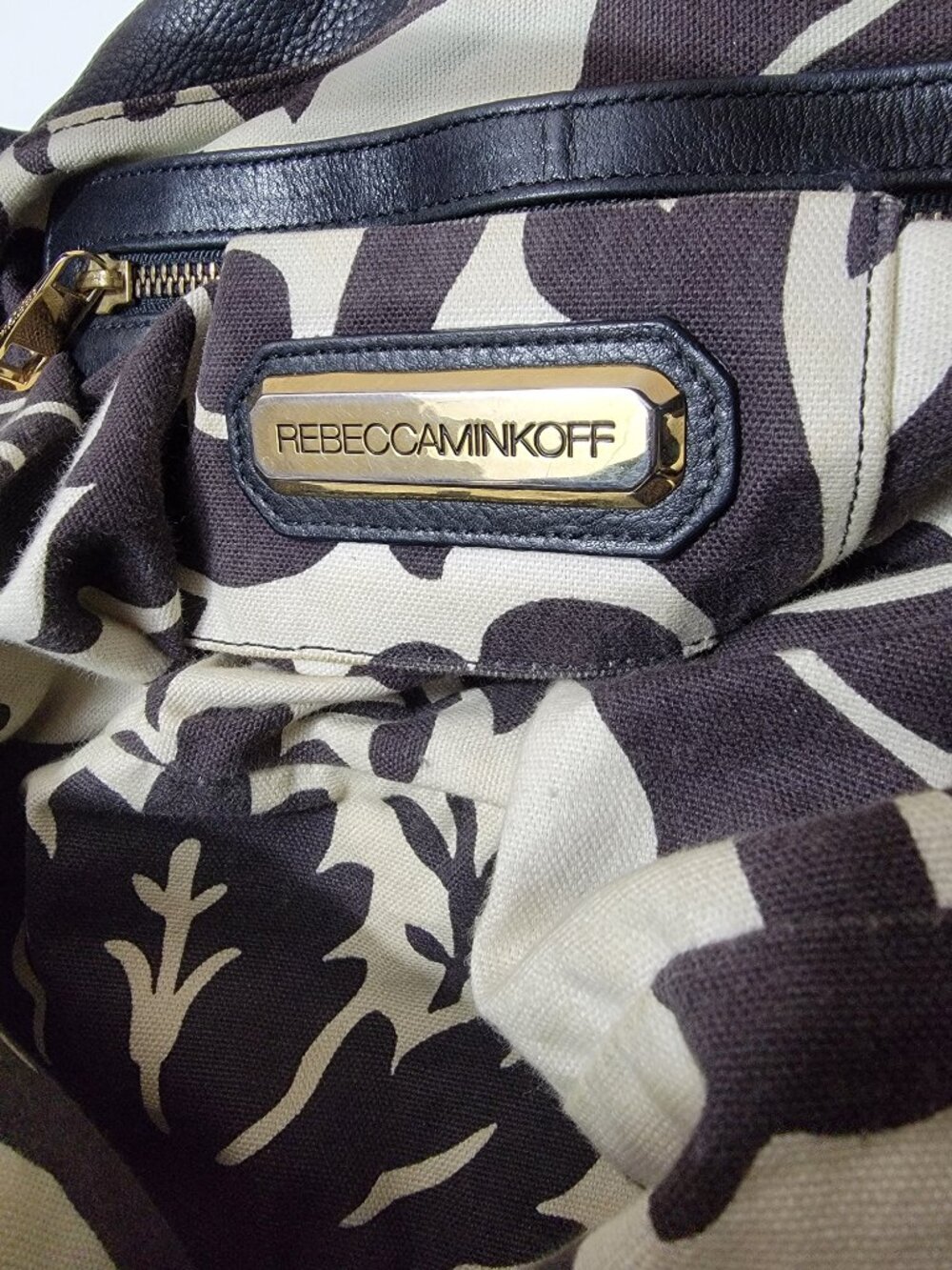 Rebecca Minkoff Nikki Hobo Black Pebbled Leather Gold Hardware Shoulder Bag Soft - Picture 9 of 12
